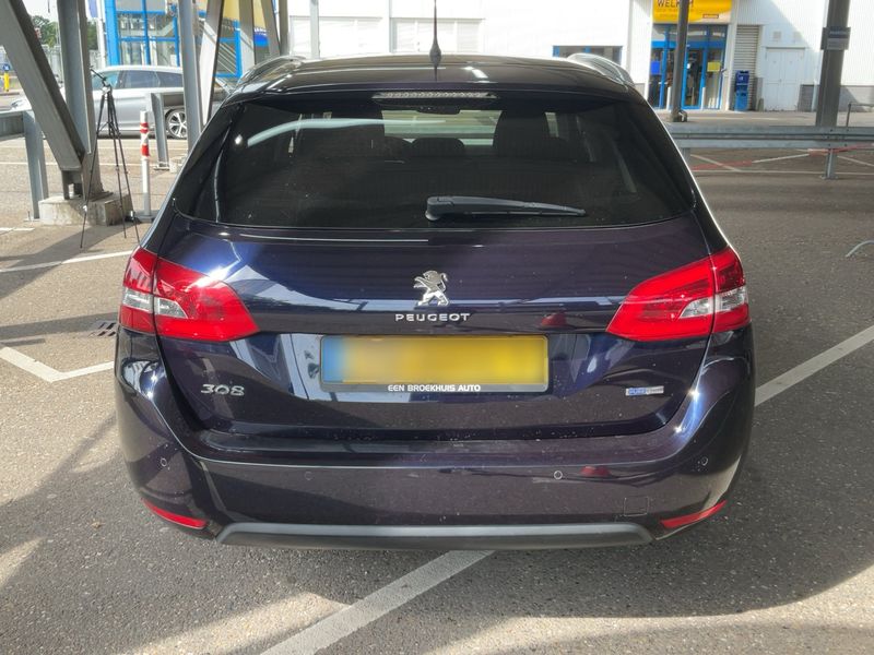 Peugeot 308 1.2 PureTech Access Business 2017 – снимка 7