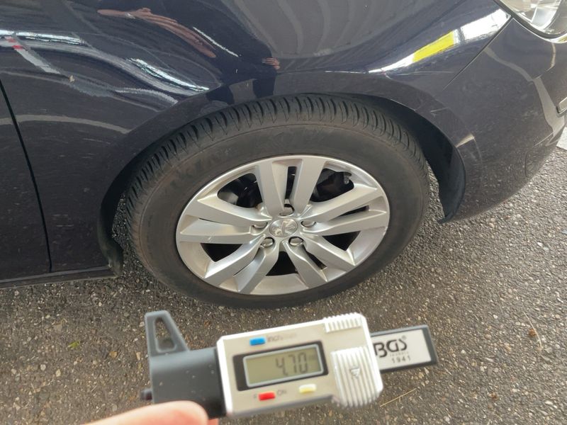 Peugeot 308 1.2 PureTech Access Business 2017 – снимка 11