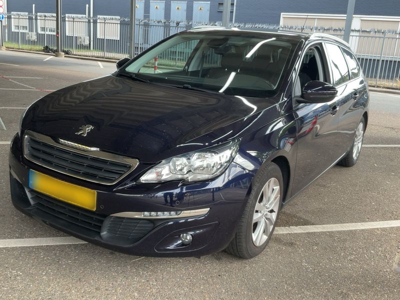 Peugeot 308 1.2 PureTech Access Business 2017 – снимка 1