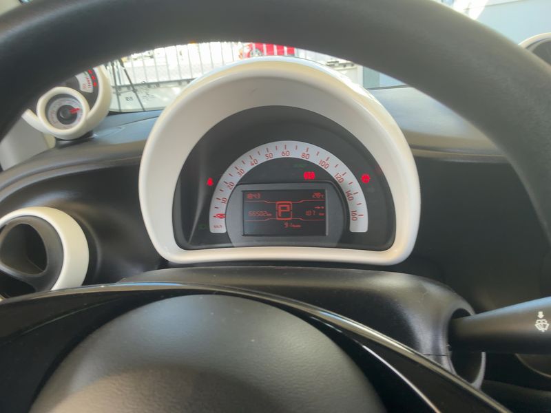 Smart fortwo electric drive 60 kW Standard — zdjęcie 13