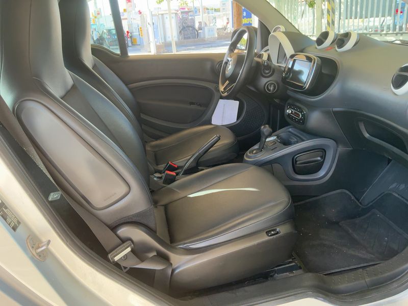 Smart fortwo electric drive 60 kW Standard — zdjęcie 14
