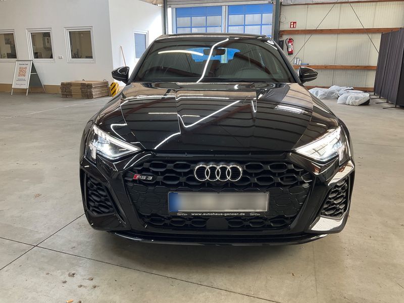 Audi RS 3 Sportback 2.5 TFSI quattro — zdjęcie 9