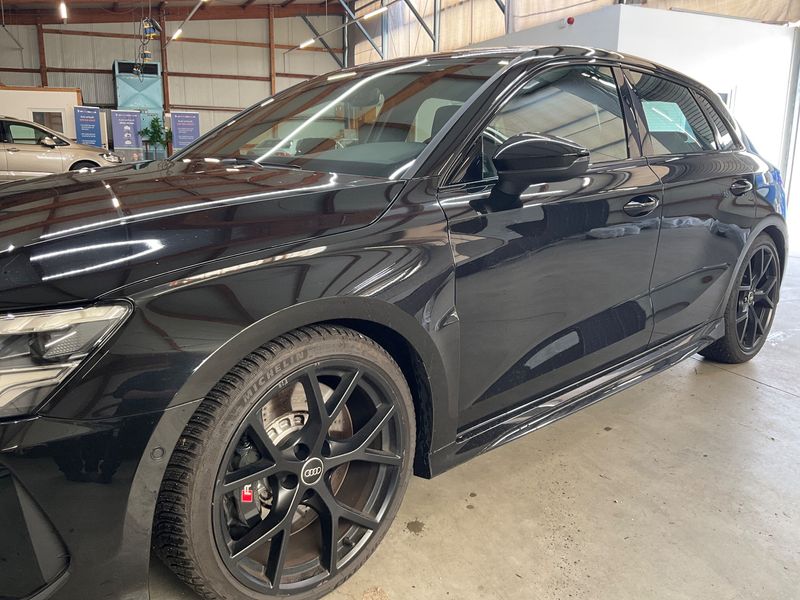 Audi RS 3 Sportback 2.5 TFSI quattro — zdjęcie 2