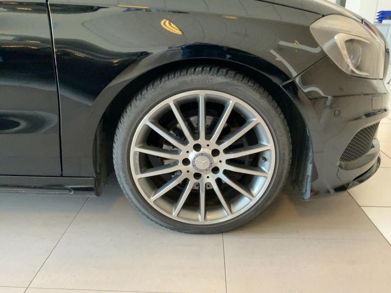 Mercedes-Benz A-Klasse A 180 CDI BlueEfficiency AMG Sport 2013 – снимка 11