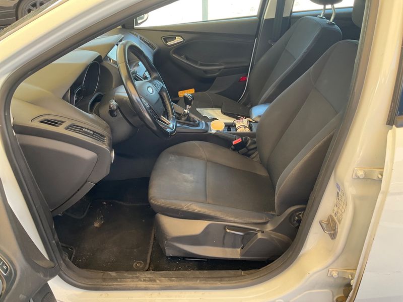 Ford Focus 1.5 TDCi Business 2017 – снимка 25