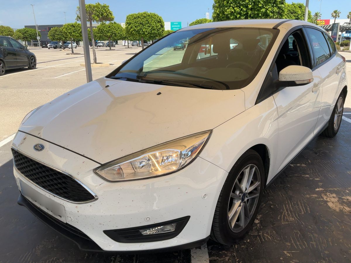 Ford Focus 2017 — photo 1