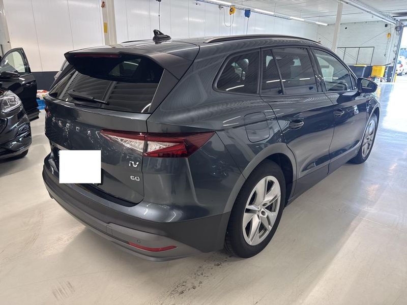 Skoda Enyaq iV 60 Loft — zdjęcie 3