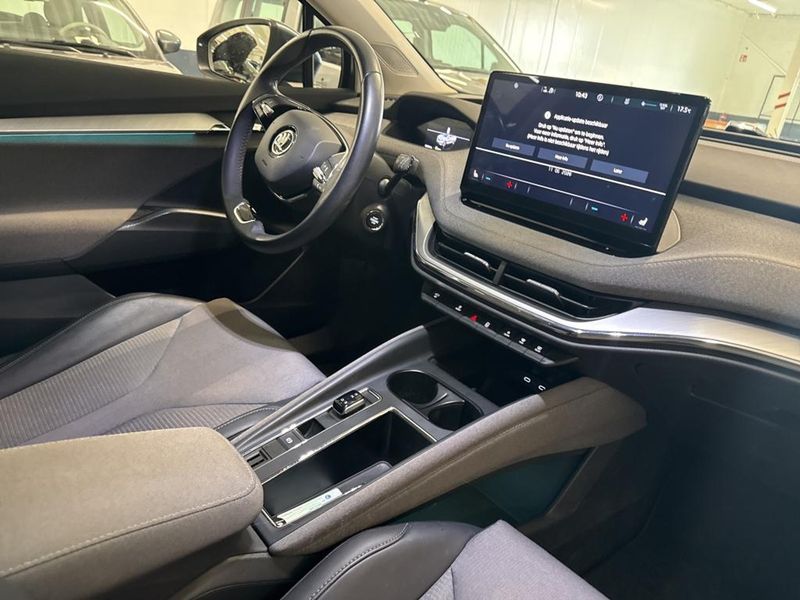 Skoda Enyaq iV 60 Loft — zdjęcie 6