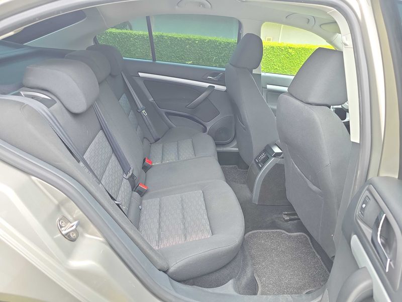 Skoda Octavia 1.4 TSI Impuls Edition — zdjęcie 13