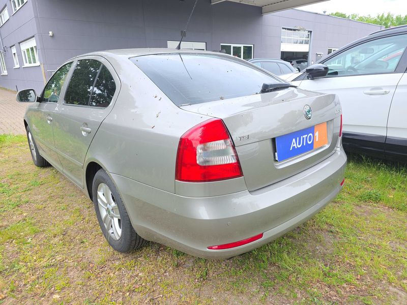 Skoda Octavia 1.4 TSI Impuls Edition — zdjęcie 3