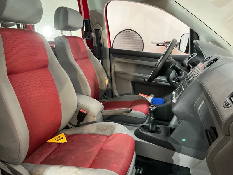 Volkswagen Caddy 1.6 Life Team Caddy — zdjęcie 3