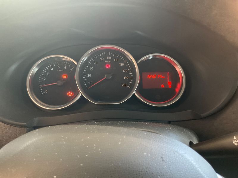 Dacia Lodgy 1.5 dCi Diesel Laureate — zdjęcie 13
