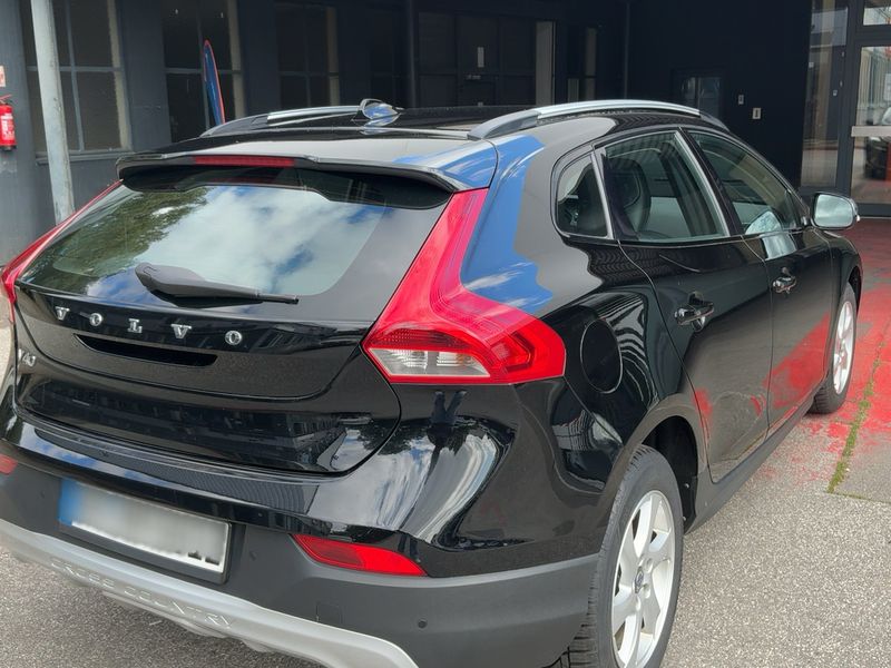 Volvo V40 Cross Country 1.6 D2 Momentum — zdjęcie 6