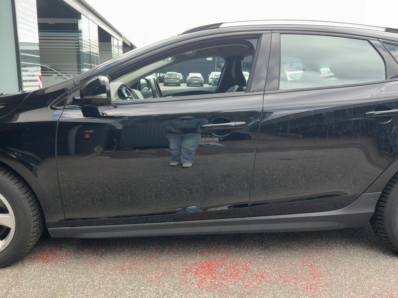Volvo V40 Cross Country 1.6 D2 Momentum — zdjęcie 4