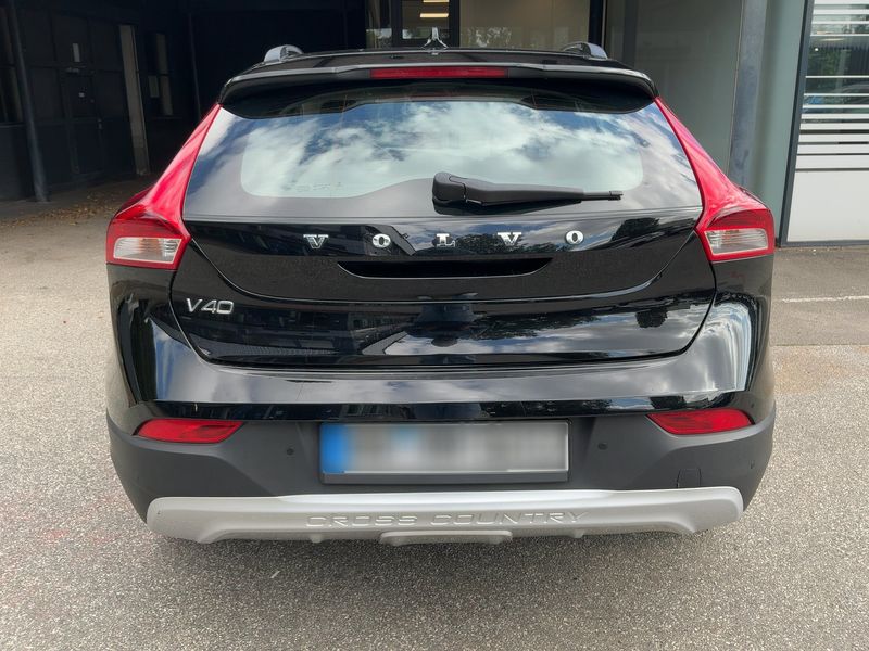 Volvo V40 Cross Country 1.6 D2 Momentum — zdjęcie 5