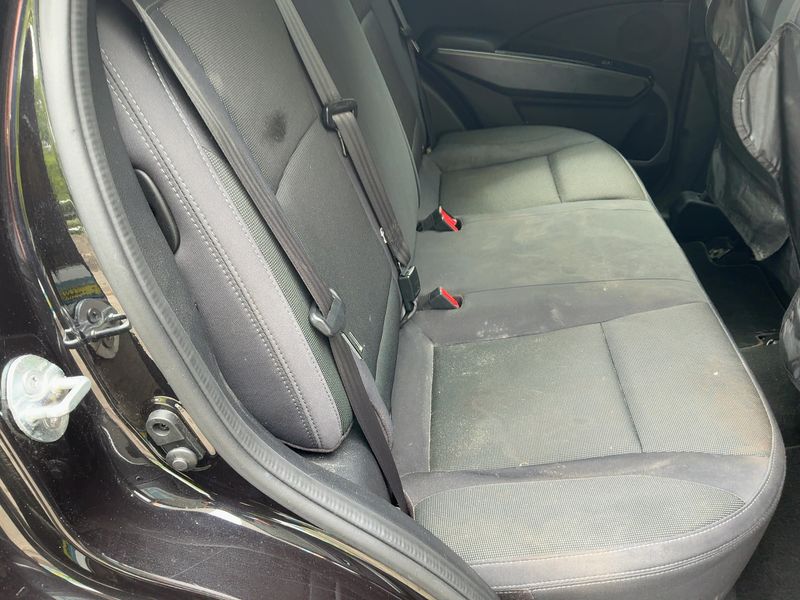 Ssangyong Tivoli 1.2 GDI 4x2 — zdjęcie 14