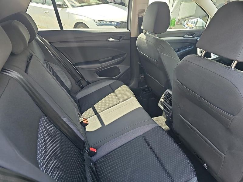 Volkswagen Golf VIII 1.5 TSI ACT Active — zdjęcie 11