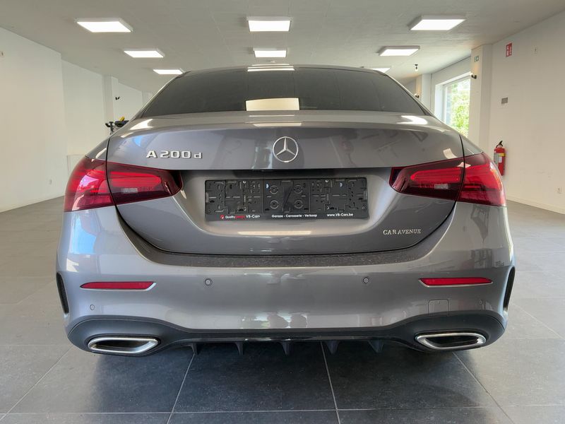 Mercedes-Benz A-Klasse Limousine A 200 d AMG Line — zdjęcie 5