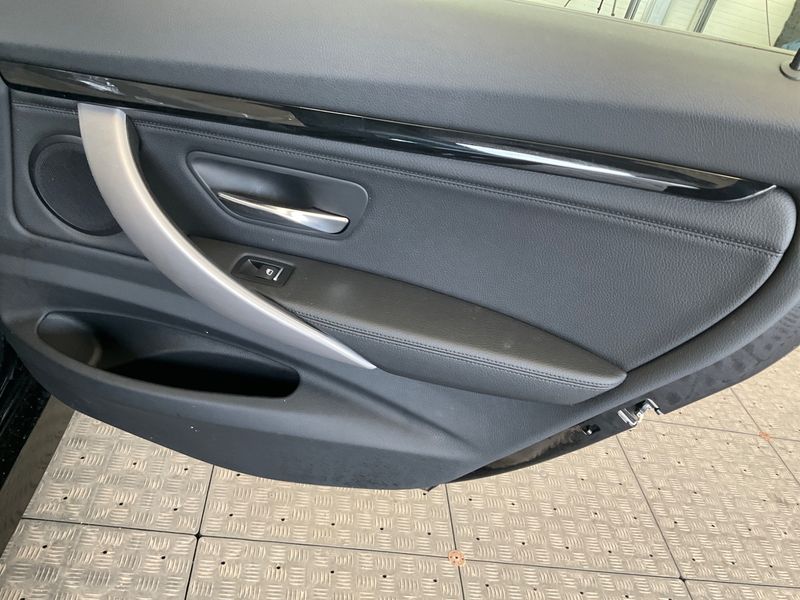 BMW 3er 320d GT xDrive M Sport 2019 – снимка 27