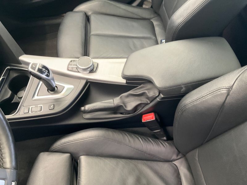 BMW 3er 320d GT xDrive M Sport 2019 – снимка 30