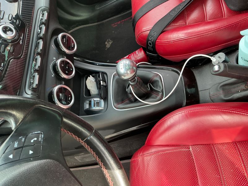 Alfa Romeo Giulietta 1.8 Turbo Quadrifoglio Verde 2012 – снимка 47