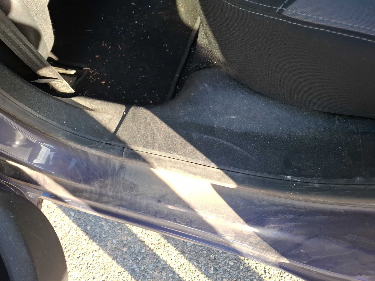 Peugeot 208 2015 — photo 54