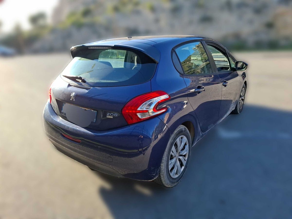 Peugeot 208 2015 — photo 6
