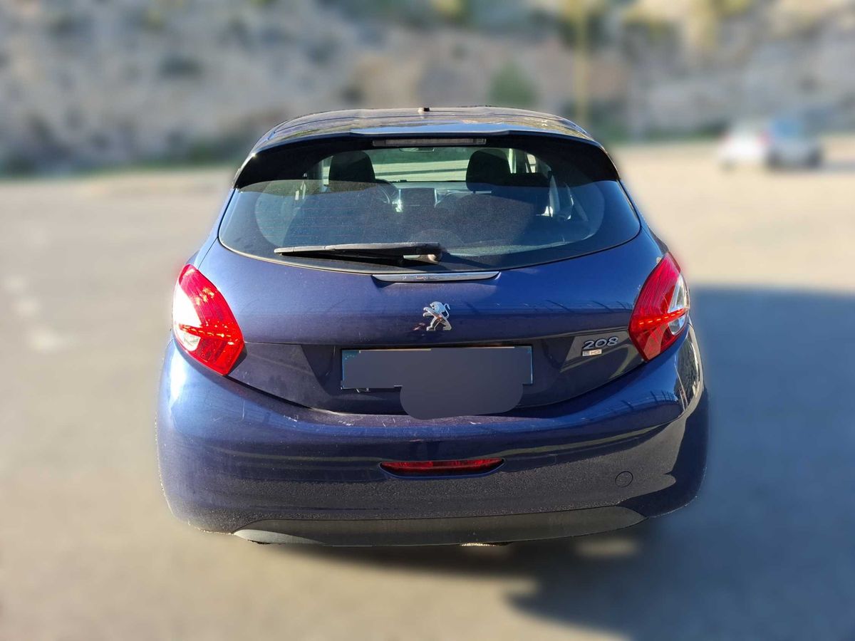 Peugeot 208 2015 — photo 5