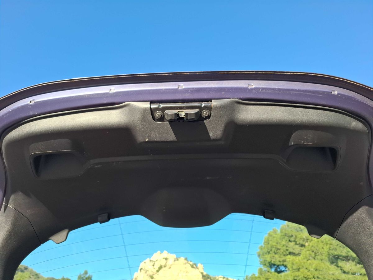 Peugeot 208 2015 — photo 52