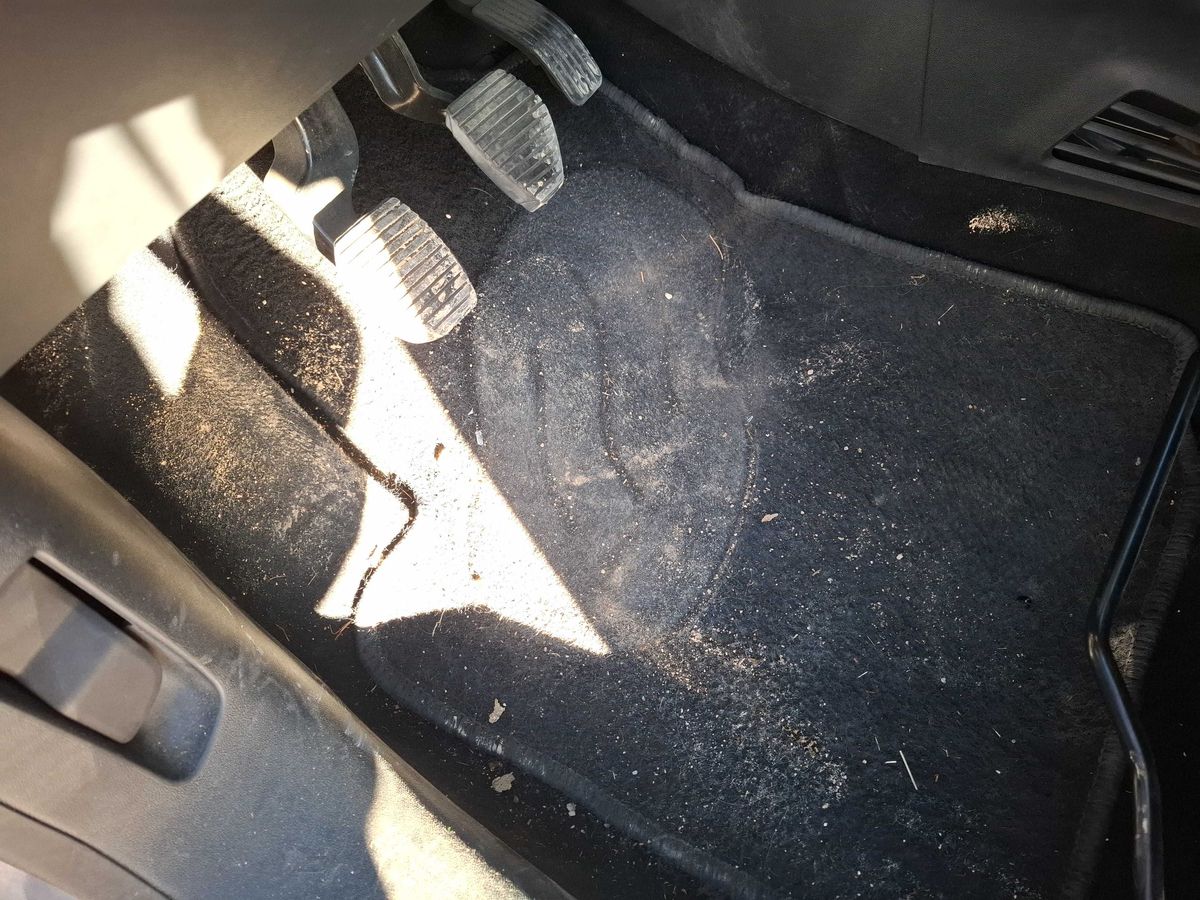 Peugeot 208 2015 — photo 61