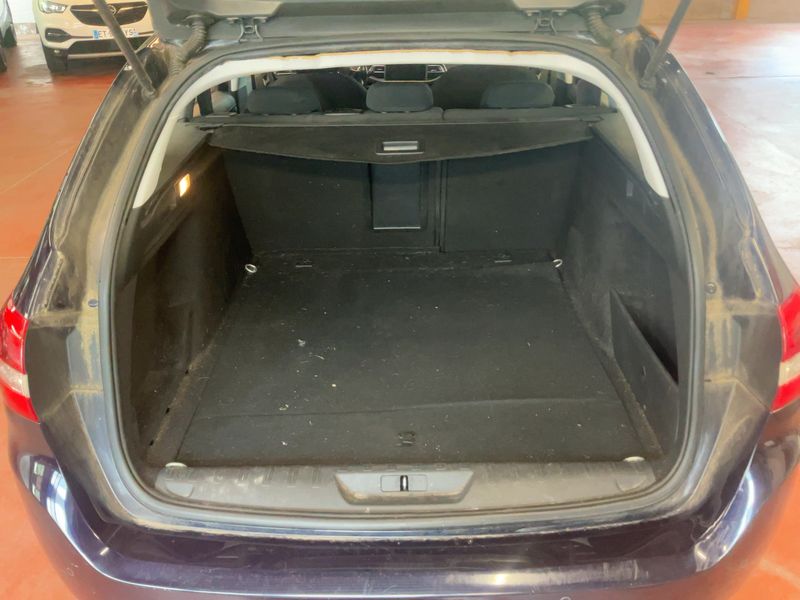 Peugeot 308 1.6 Blue-HDi Active Business — zdjęcie 10