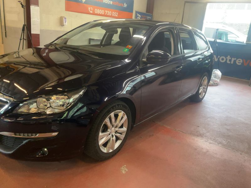Peugeot 308 1.6 Blue-HDi Active Business — zdjęcie 2