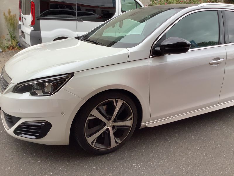 Peugeot 308 2.0 Blue-HDi GT 2016 – снимка 2