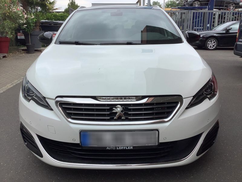 Peugeot 308 2.0 Blue-HDi GT 2016 – снимка 14