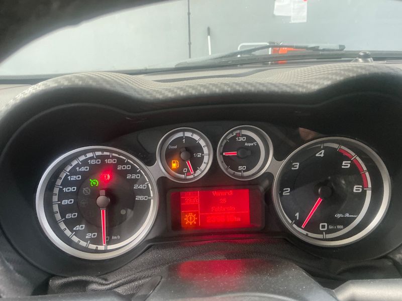 Alfa Romeo MiTo 1.3 JTD Distinctive — zdjęcie 4
