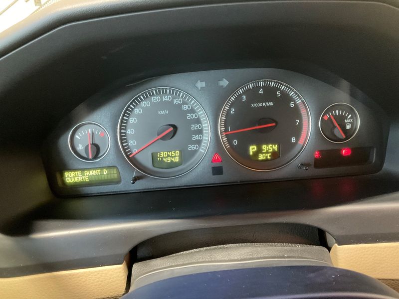 Volvo S60 2.4 — zdjęcie 13