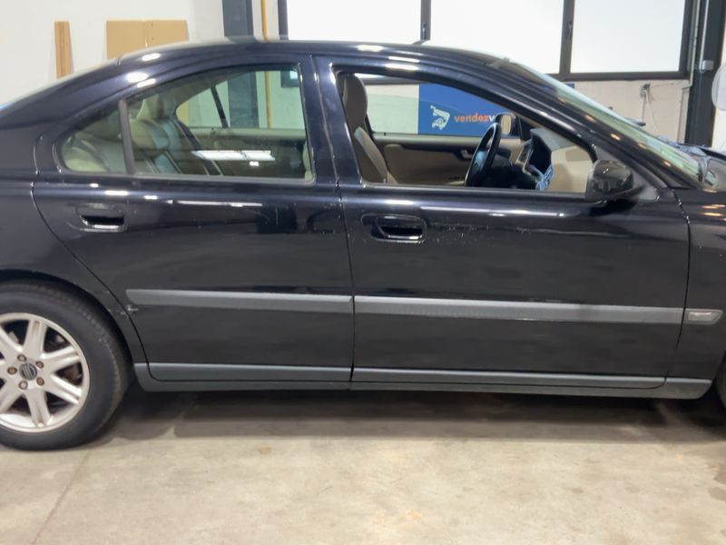 Volvo S60 2.4 — zdjęcie 7
