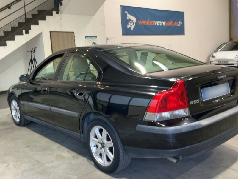 Volvo S60 2.4 — zdjęcie 3