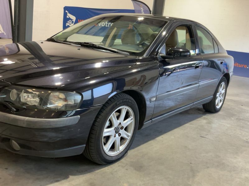 Volvo S60 2.4 — zdjęcie 2