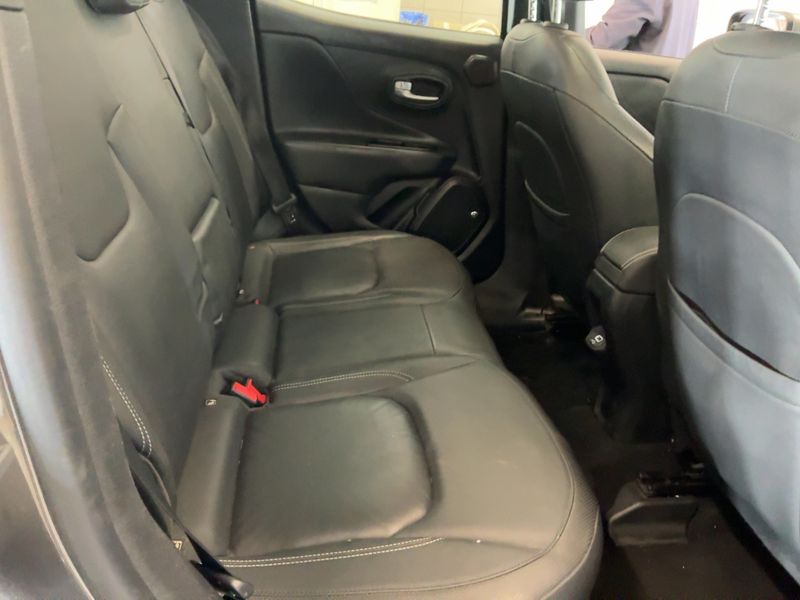 Jeep Renegade 2.0 M-Jet Limited 4WD — zdjęcie 14