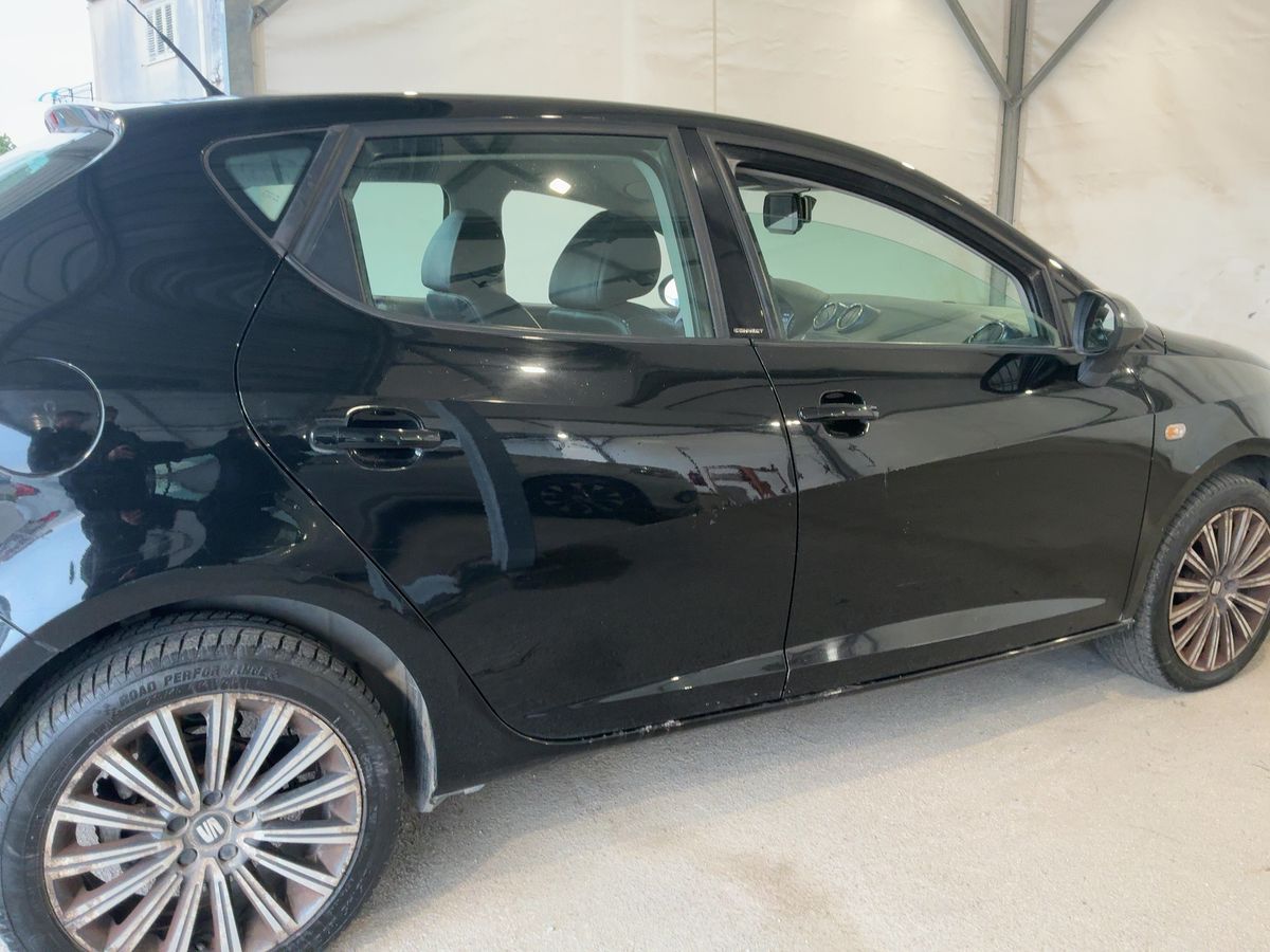 Seat Ibiza 2016 — photo 11