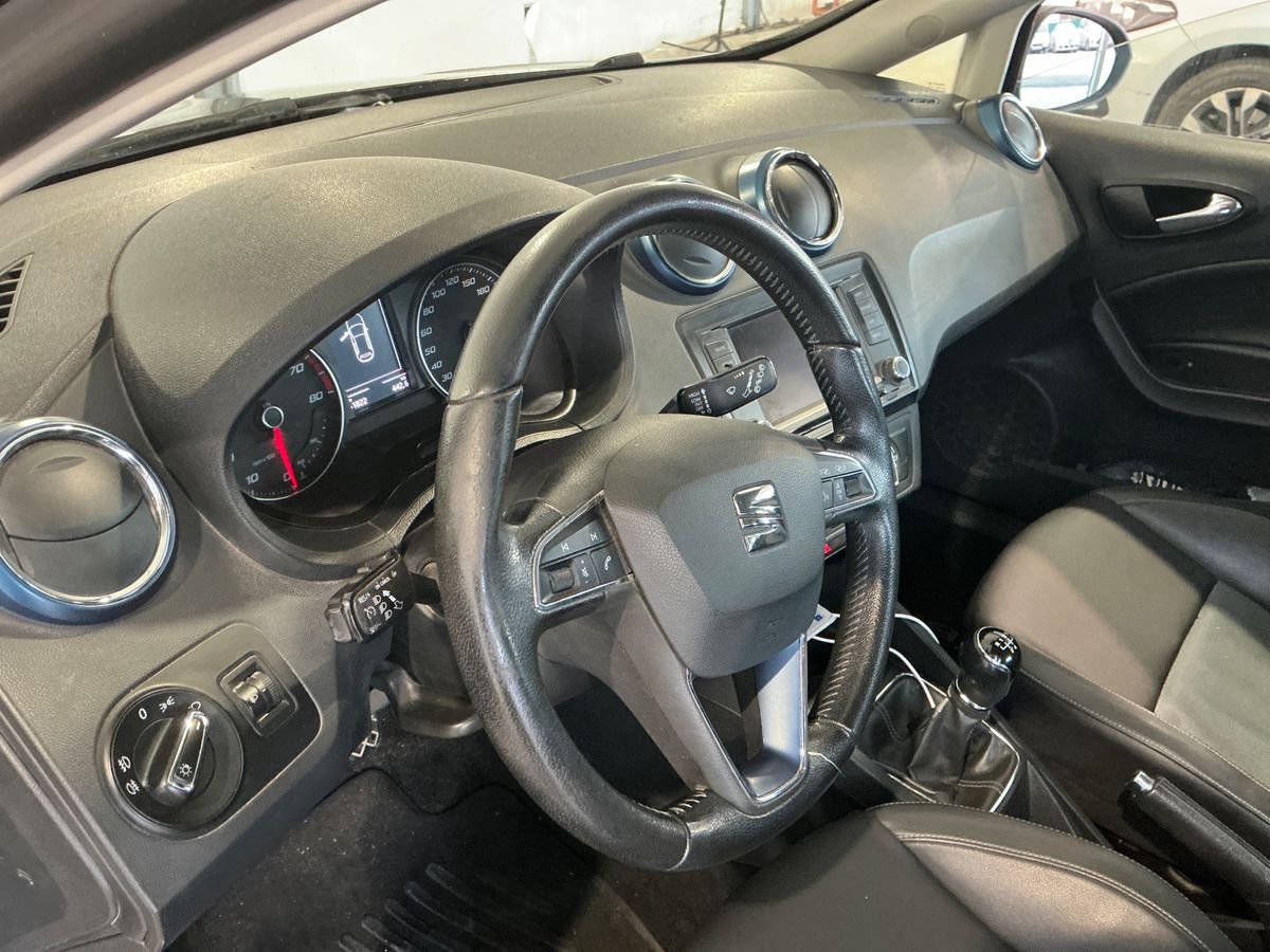 Seat Ibiza 2016 — photo 31
