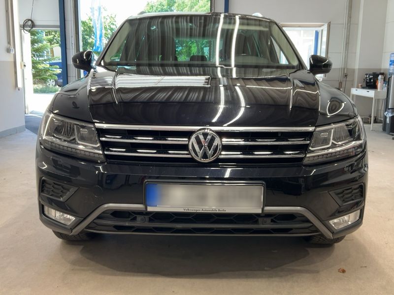Volkswagen Tiguan 2.0 TDI Highline 4Motion BlueMotion Tech — zdjęcie 9