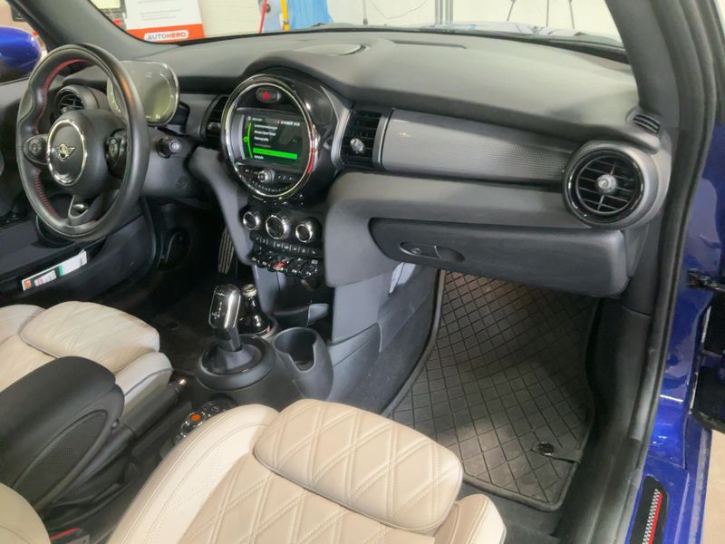 MINI Cabrio Cooper — zdjęcie 12