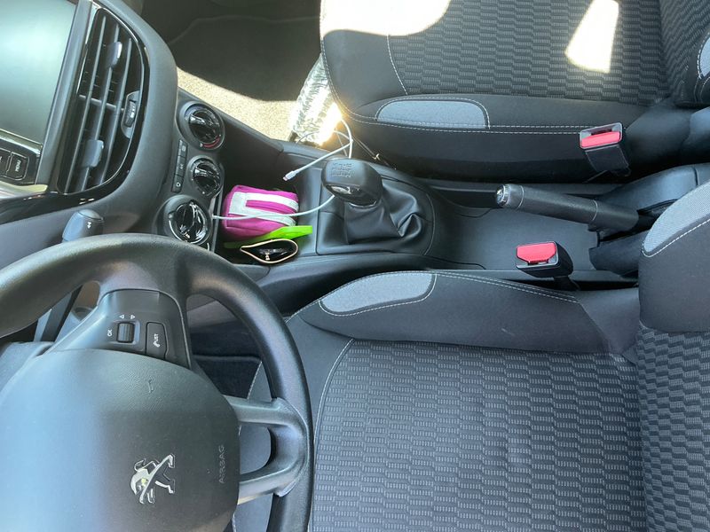 Peugeot 208 1.2 e-VTi Active 2016 – снимка 26