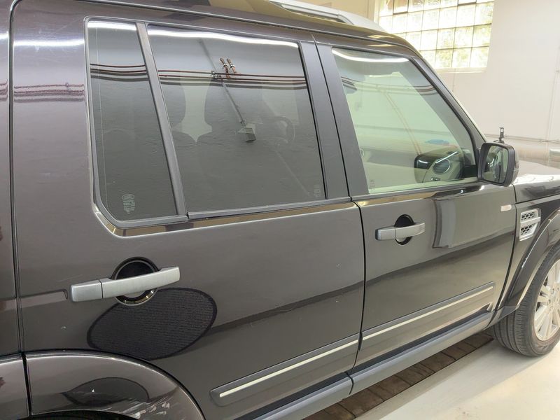 Land Rover Discovery 4 3.0 TD V6 SDV6 HSE — zdjęcie 7