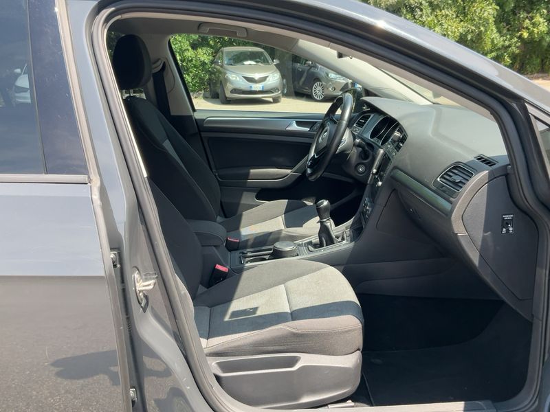 Volkswagen Golf VII 1.6 TDI Tech & Sound BlueMotion Tech — zdjęcie 11