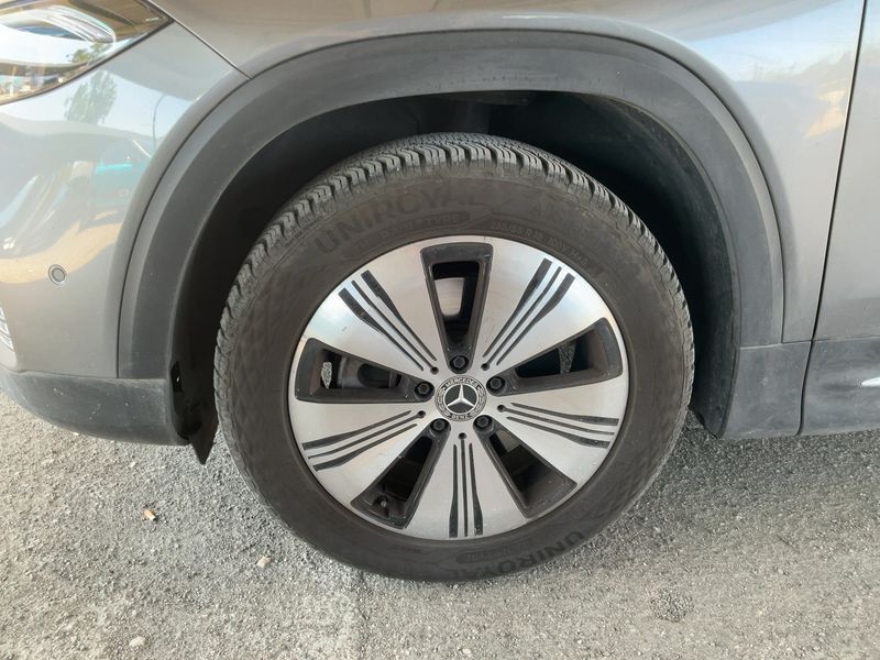 Mercedes-Benz EQB 300 4Matic Progressive 2023 – снимка 3