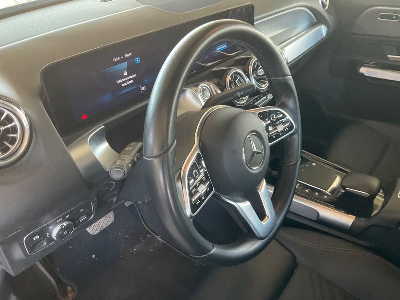 Mercedes-Benz EQB 300 4Matic Progressive 2023 – снимка 24