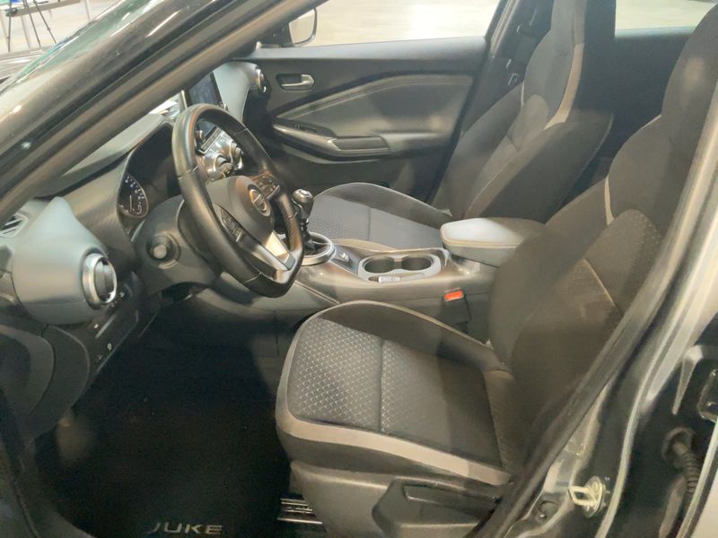 Nissan Juke 1.0 DIG-T Enigma — zdjęcie 11